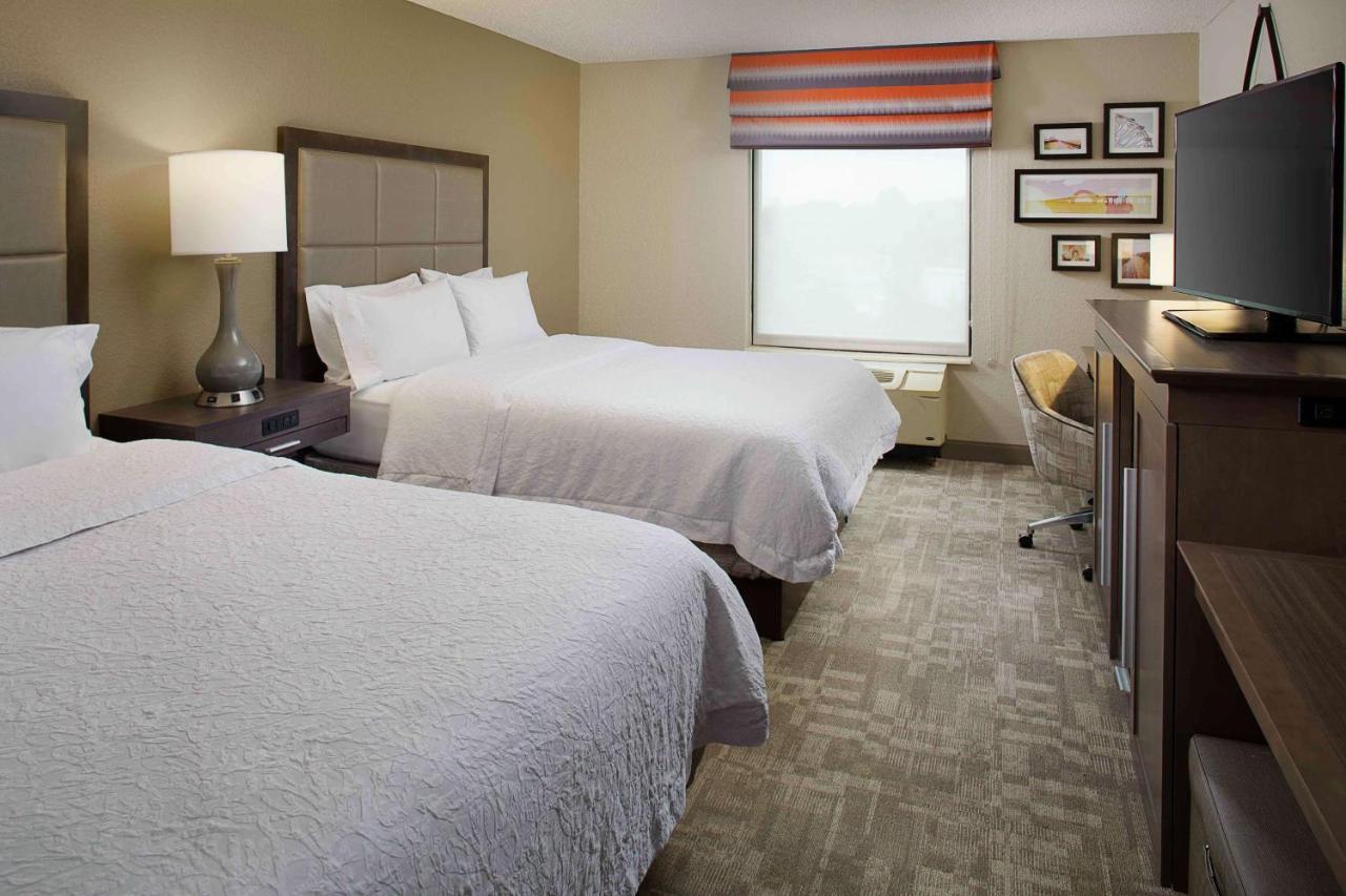 Hampton Inn By Hilton Garden City Long Island Luaran gambar