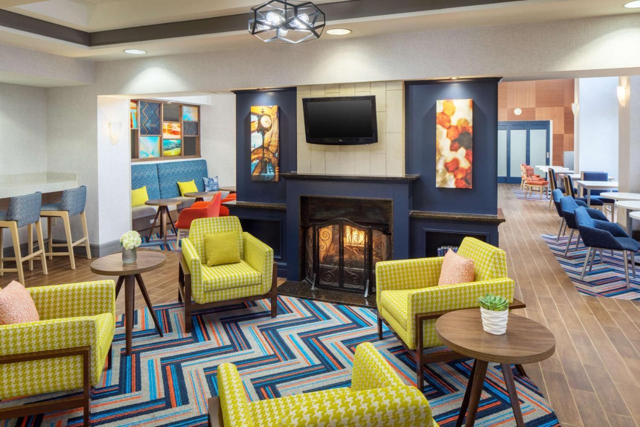 Hampton Inn By Hilton Garden City Long Island Luaran gambar