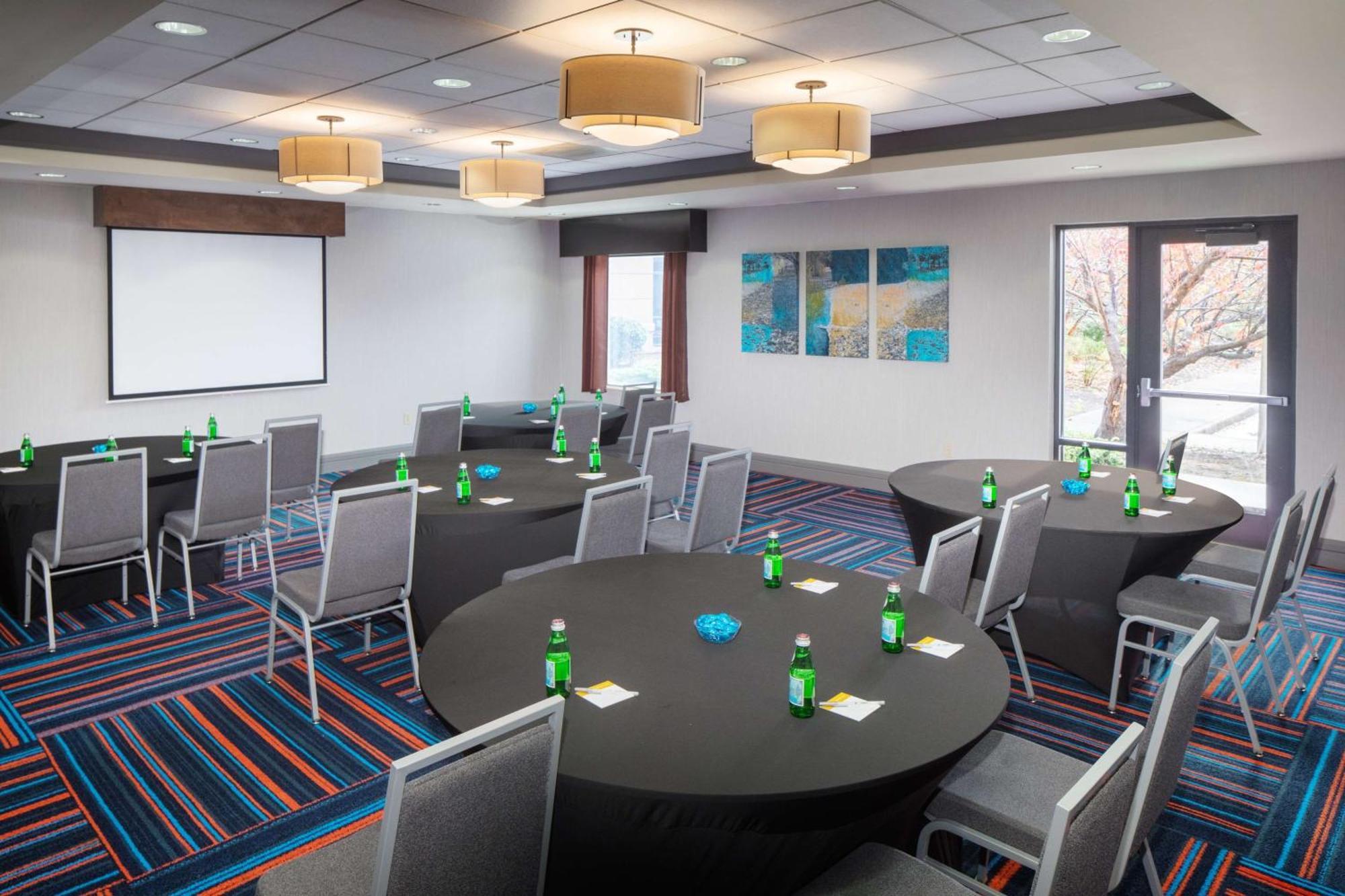 Hampton Inn By Hilton Garden City Long Island Luaran gambar