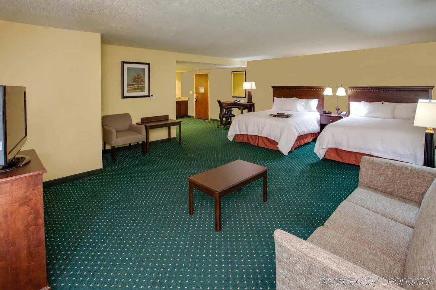 Hampton Inn By Hilton Garden City Long Island Luaran gambar