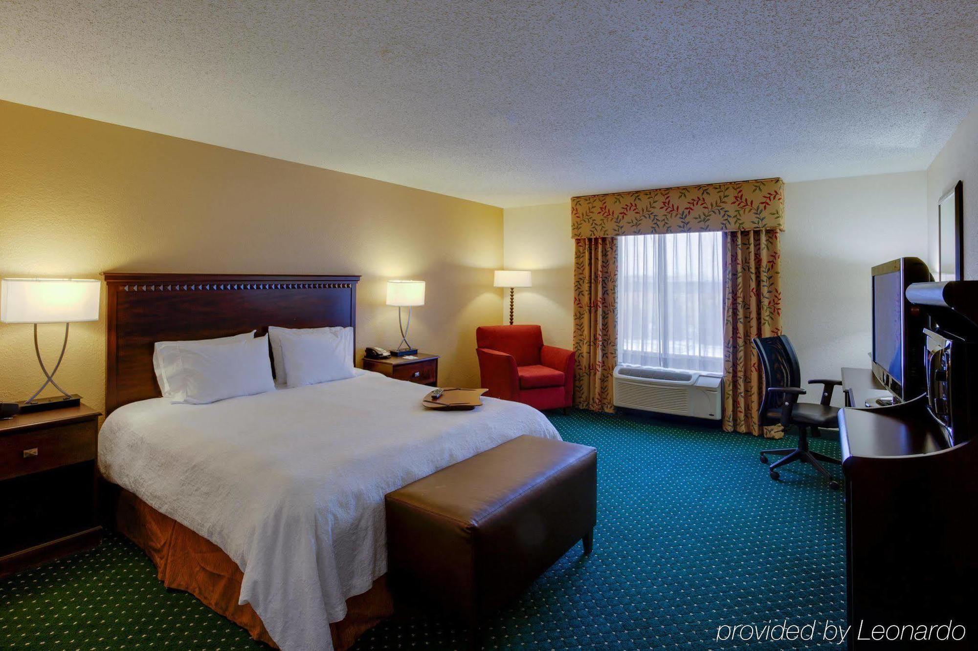 Hampton Inn By Hilton Garden City Long Island Luaran gambar