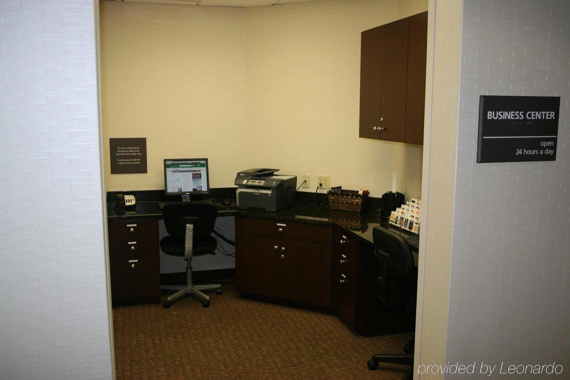 Hampton Inn By Hilton Garden City Long Island Luaran gambar