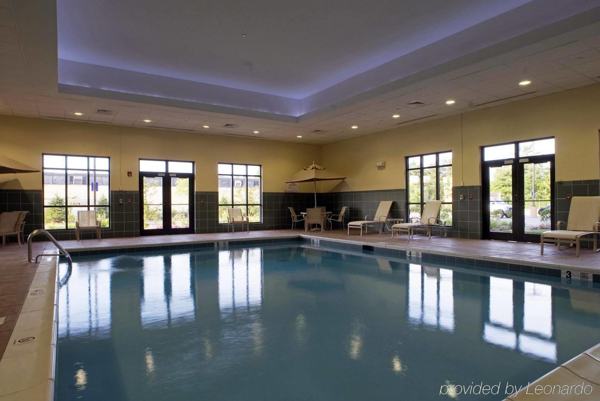 Hampton Inn By Hilton Garden City Long Island Kemudahan gambar