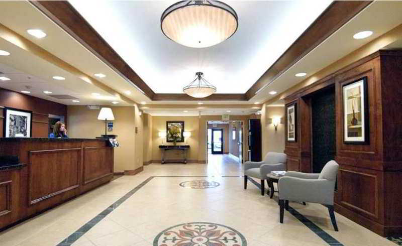 Hampton Inn By Hilton Garden City Long Island Dalaman gambar